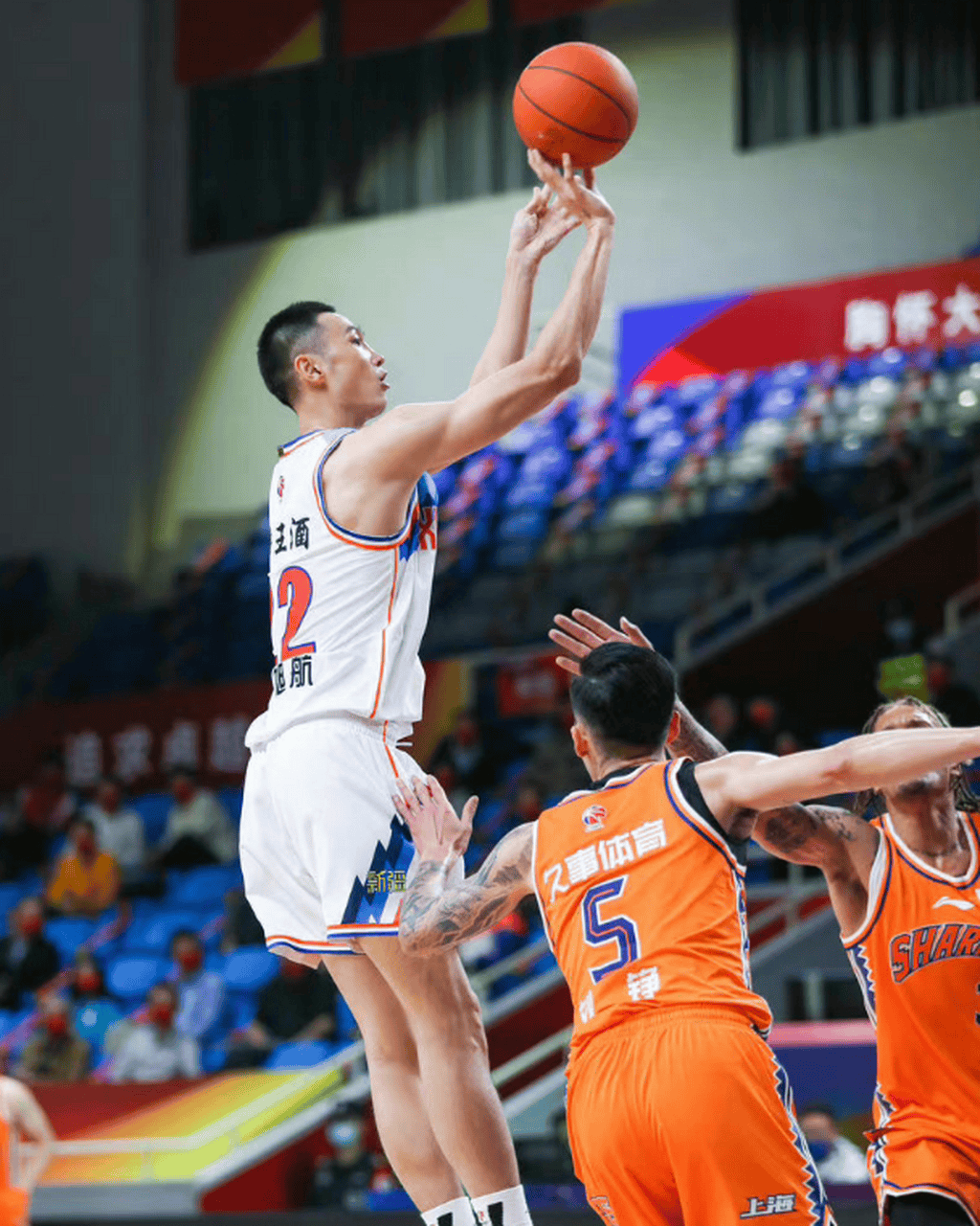 加时末段费城76人手感冰凉——CBA季后赛节点到来；话题不断；医务组通报恢复的简单介绍