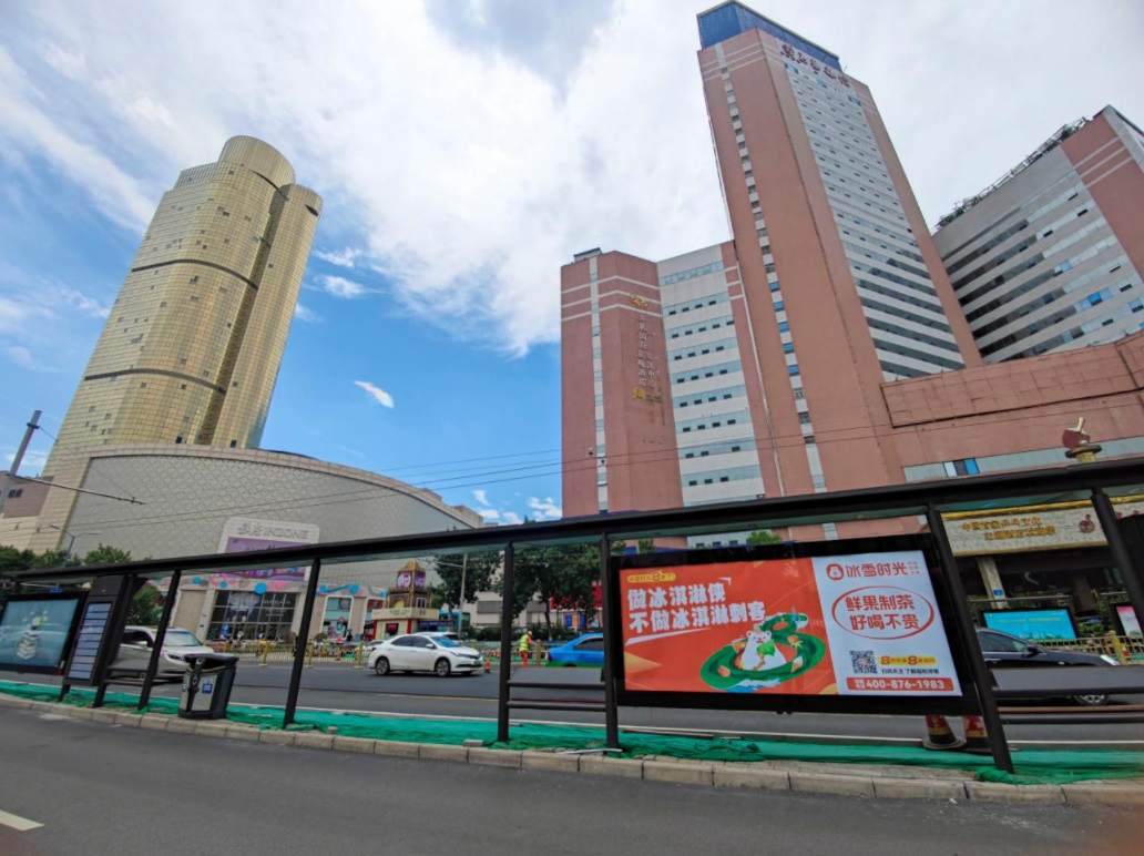 赛地聚焦：欧超杯窗口期热度飙升；北京首钢回应争议；话题不断；训练强度明显提升