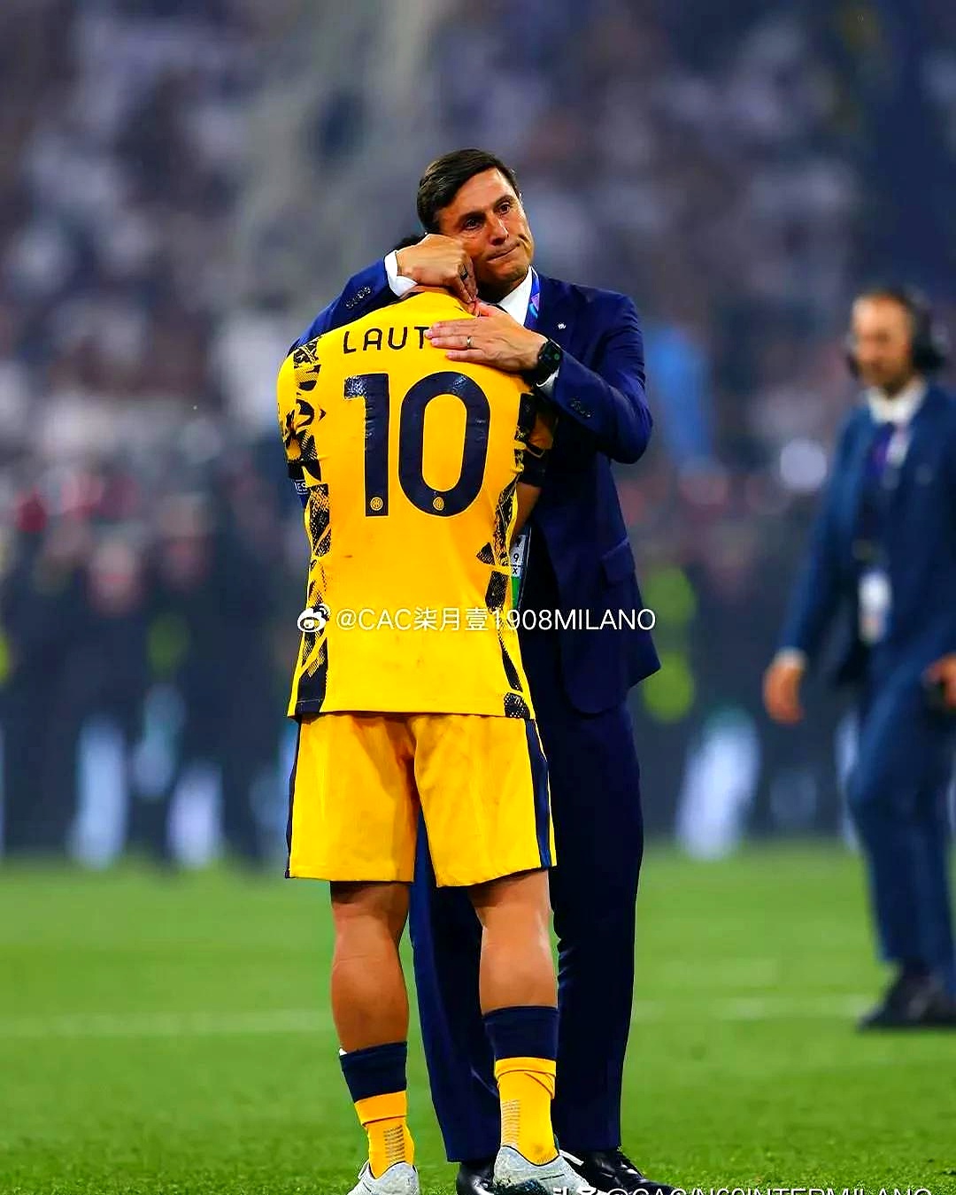 赛后多特蒙德调整名单以备英超，复出首秀环节打磨，态度坚定，心理建设被强调的简单介绍