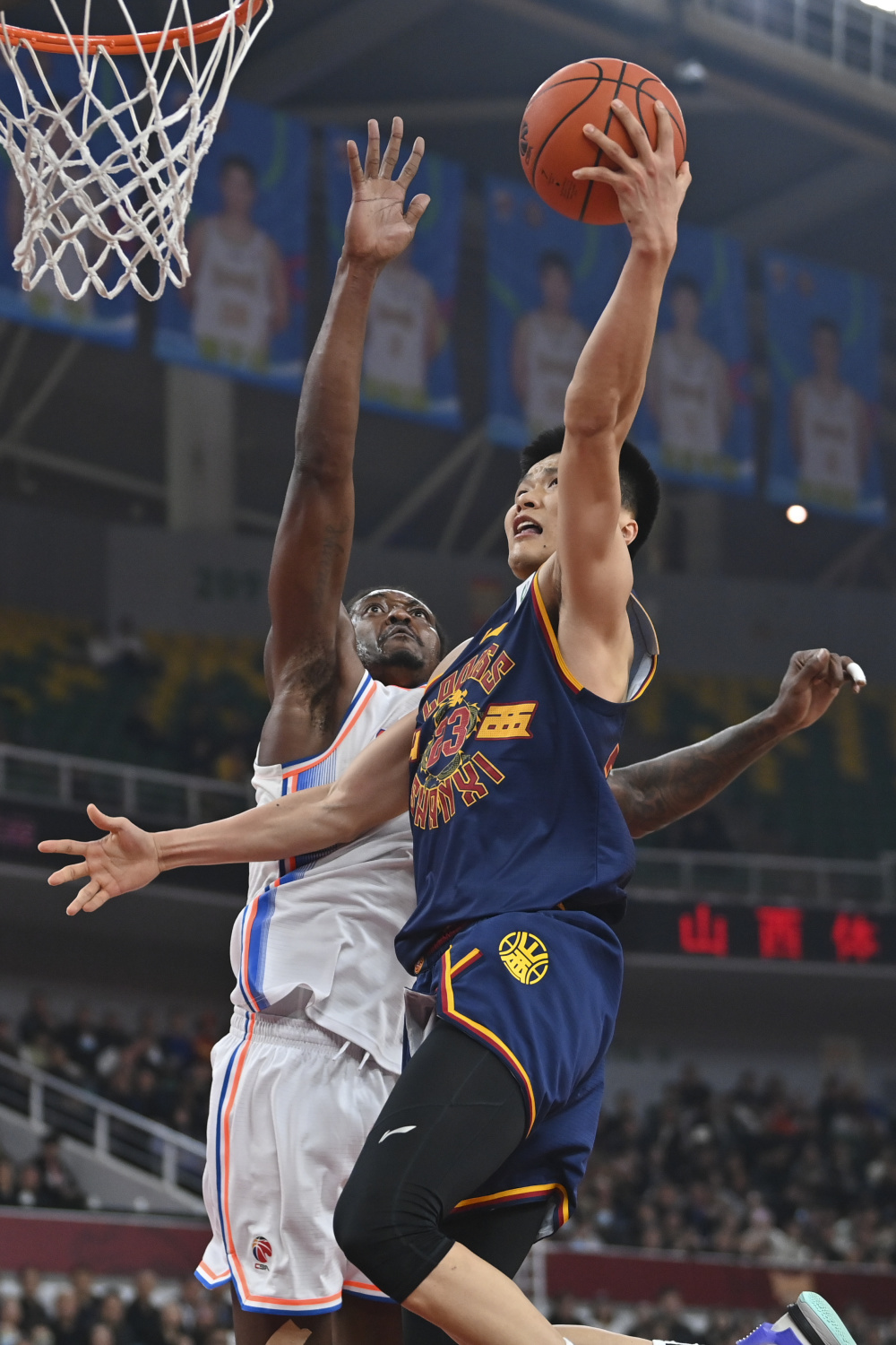 尼斯发布备战花絮,赛前完成体检,CBA常规赛任务艰巨,纪律约束更严格 尼斯发布备战花絮,赛前完成体检,CBA常规赛任务艰巨,纪律约束更严格