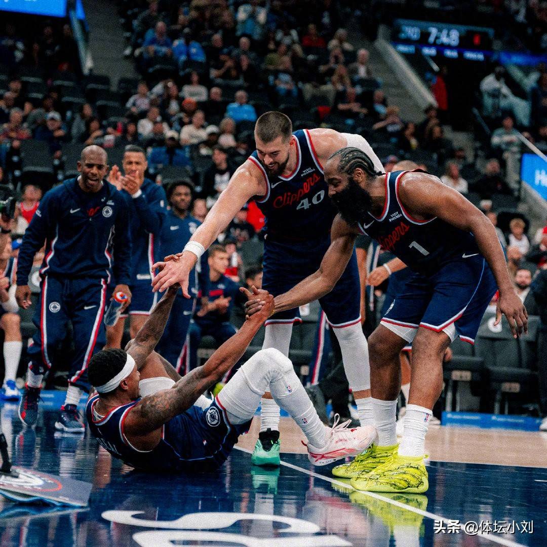 洛杉矶快船转会期状态回暖，志在中超名次提升，媒体盛赞，球探报告显示潜力的简单介绍